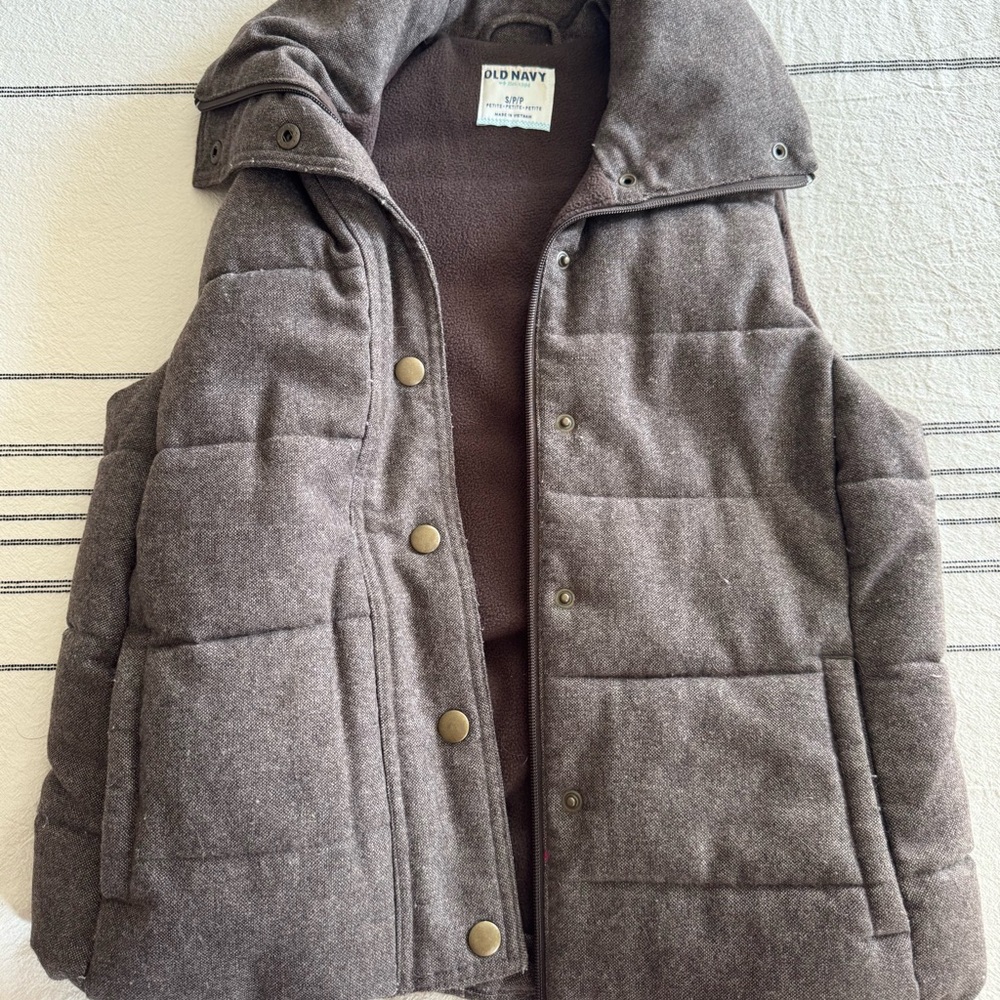 Old Navy Quilted Vest